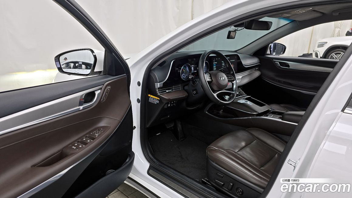 Hyundai Grandeur 2020