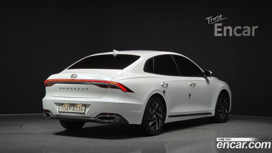 Hyundai Grandeur 2020