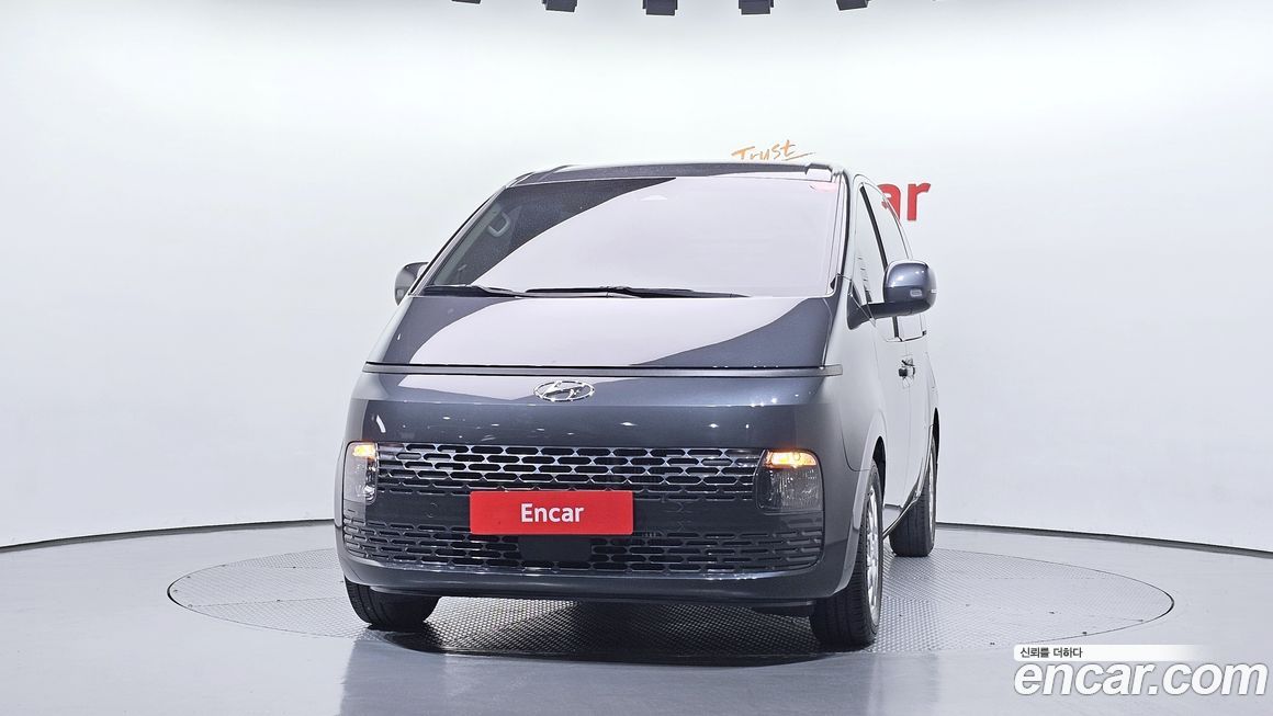 Hyundai Staria 2022