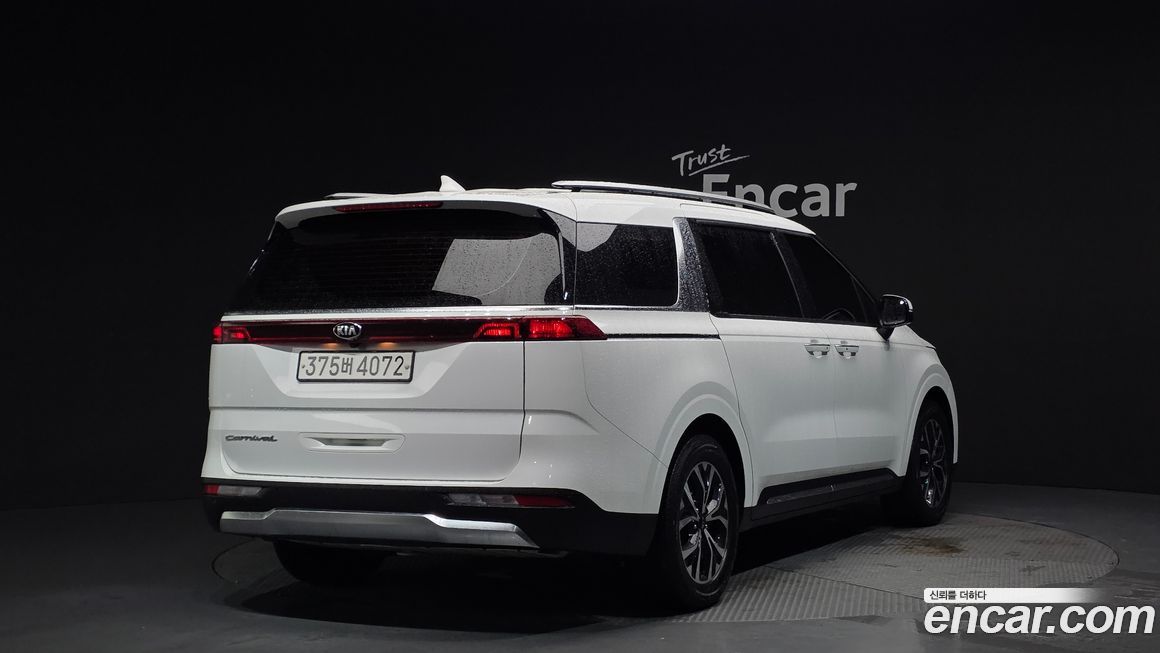 Kia Canival 2021