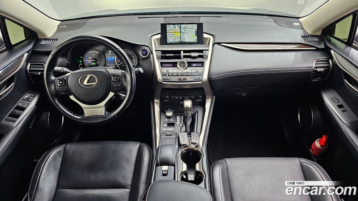 Lexus NX 2015