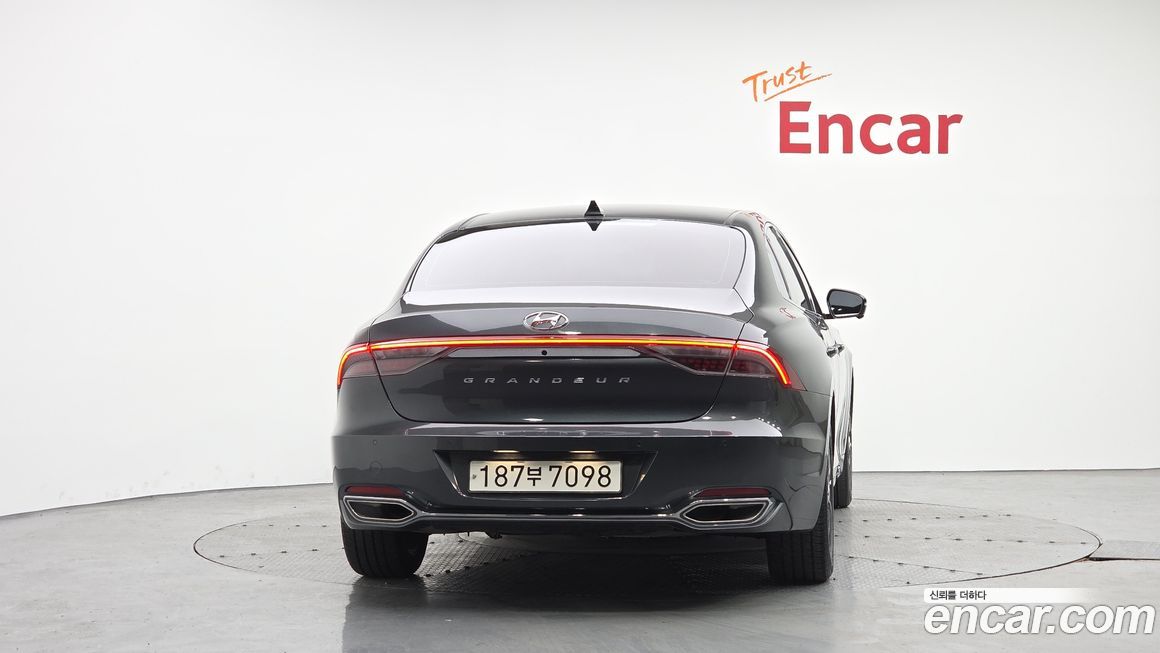 Hyundai Grandeur 2022