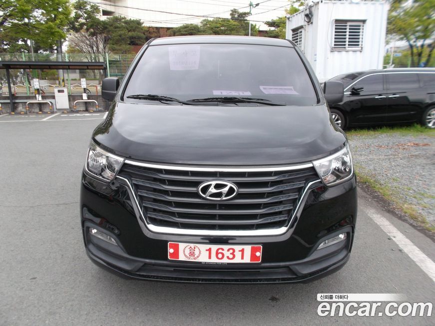 Hyundai Starex 2019