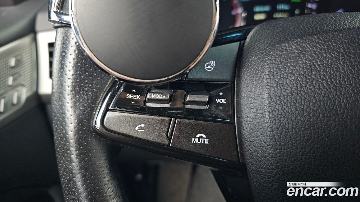 KG_Mobility_Ssangyong Rexton 2018