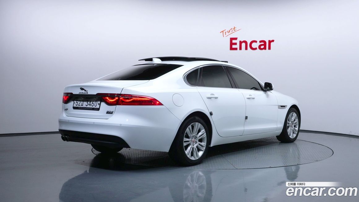 Jaguar XF 2018