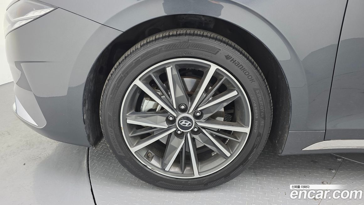 Hyundai Grandeur 2022