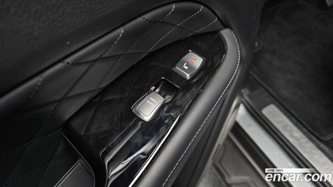 KG_Mobility_Ssangyong Rexton 2018