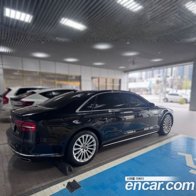 Audi A8 2015