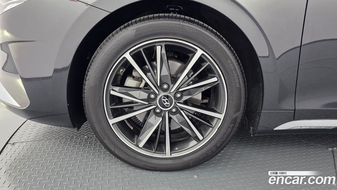 Hyundai Grandeur 2022