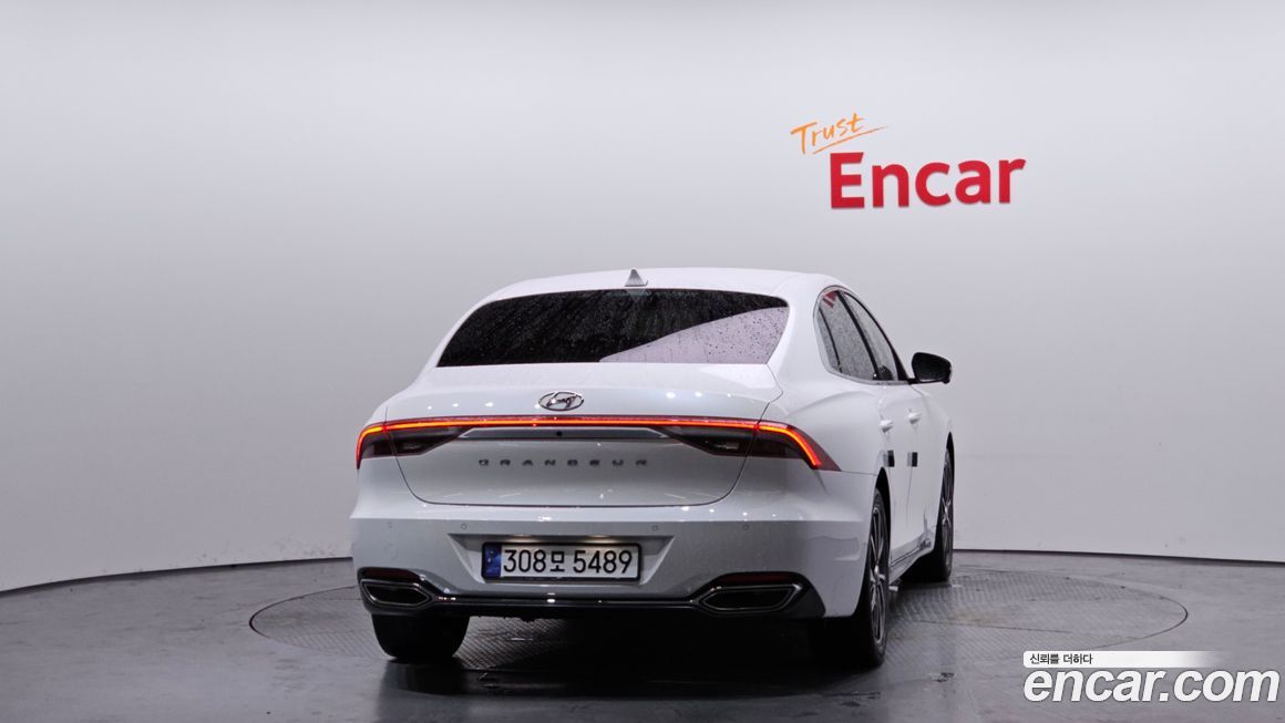 Hyundai Grandeur 2022