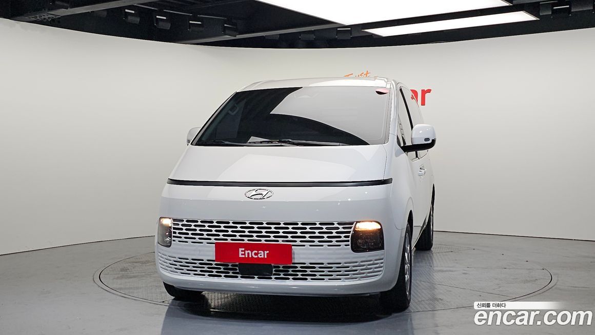 Hyundai Staria 2023