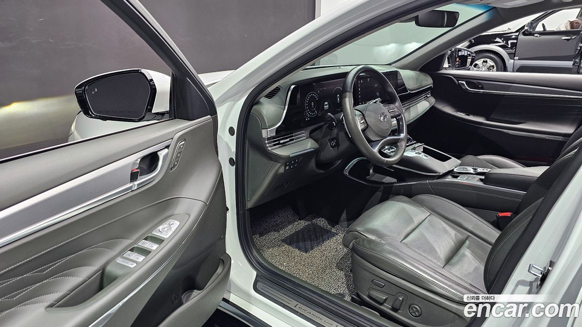 Hyundai Grandeur 2020