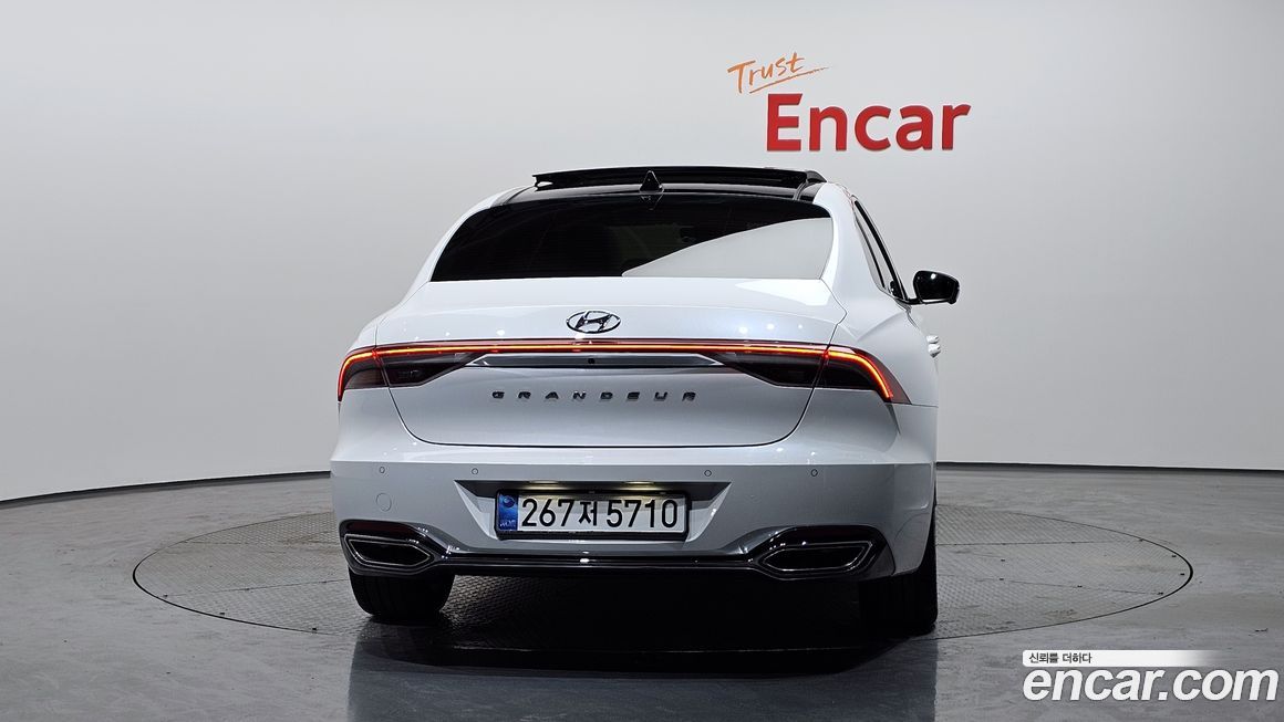 Hyundai Grandeur 2022