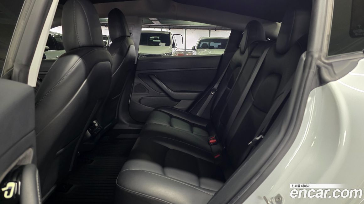 Tesla Model 3 2020