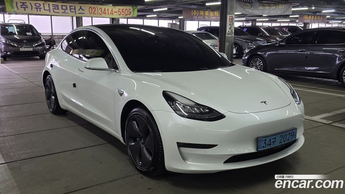 Tesla Model 3 2020
