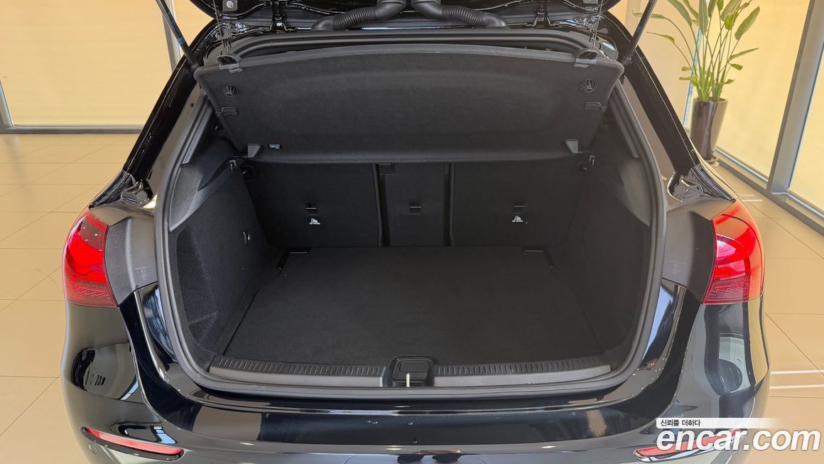 Mercedes-Benz A-Class 2024