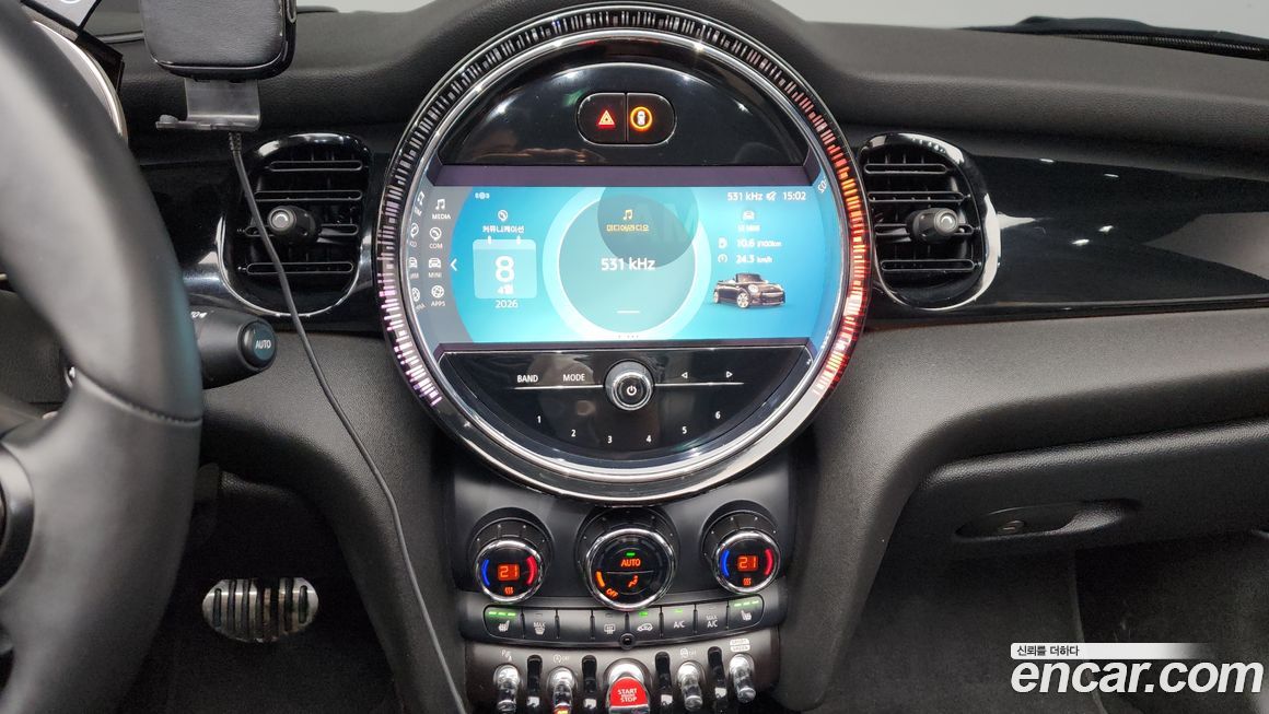 Mini Cooper Convertible 2022