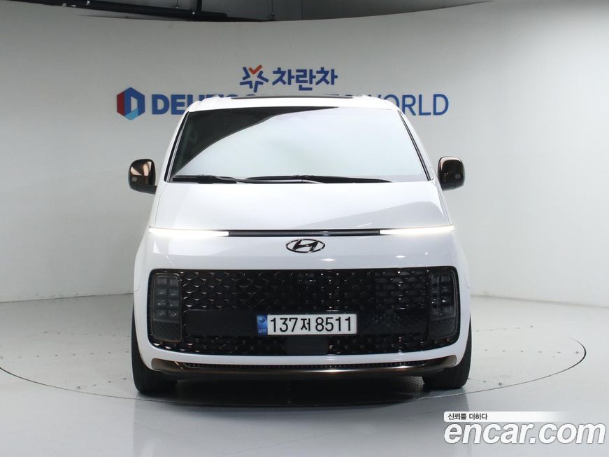 Hyundai Staria 2022