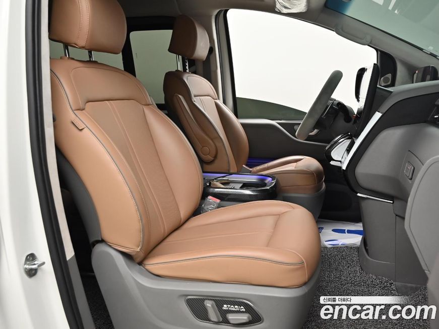 Hyundai Staria 2022