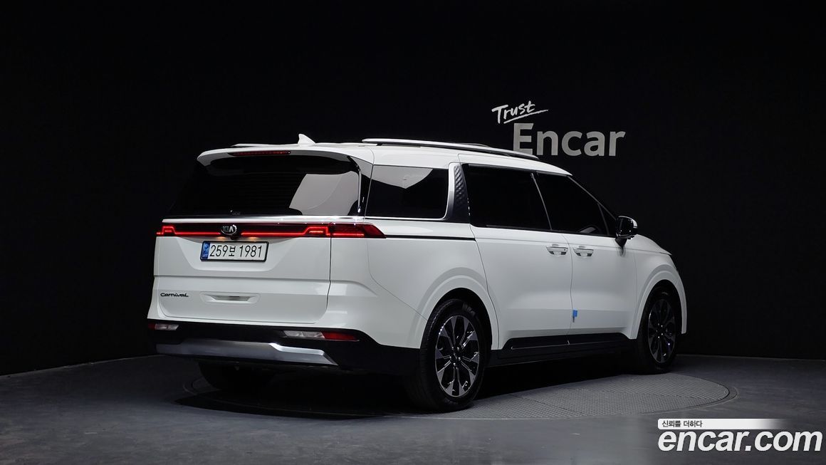 Kia Canival 2021