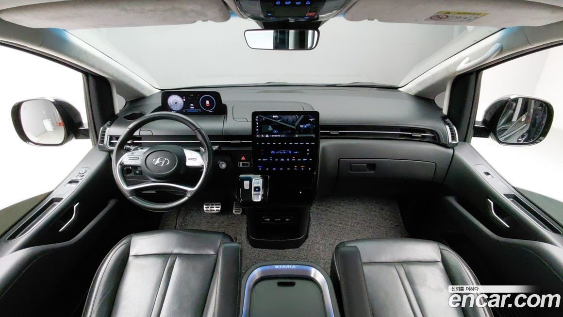 Hyundai Staria 2022