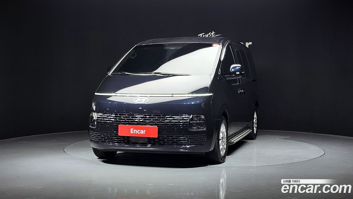 Hyundai Staria 2025