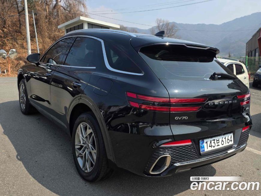 Genesis GV70 2021
