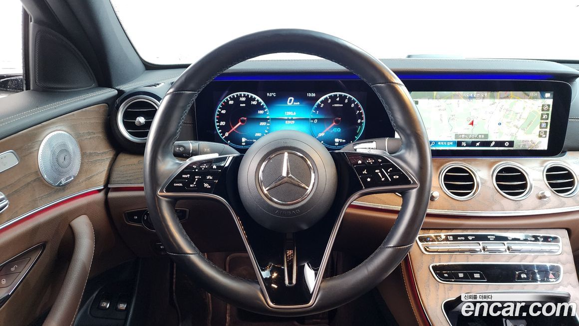 Mercedes-Benz E-Class 2021