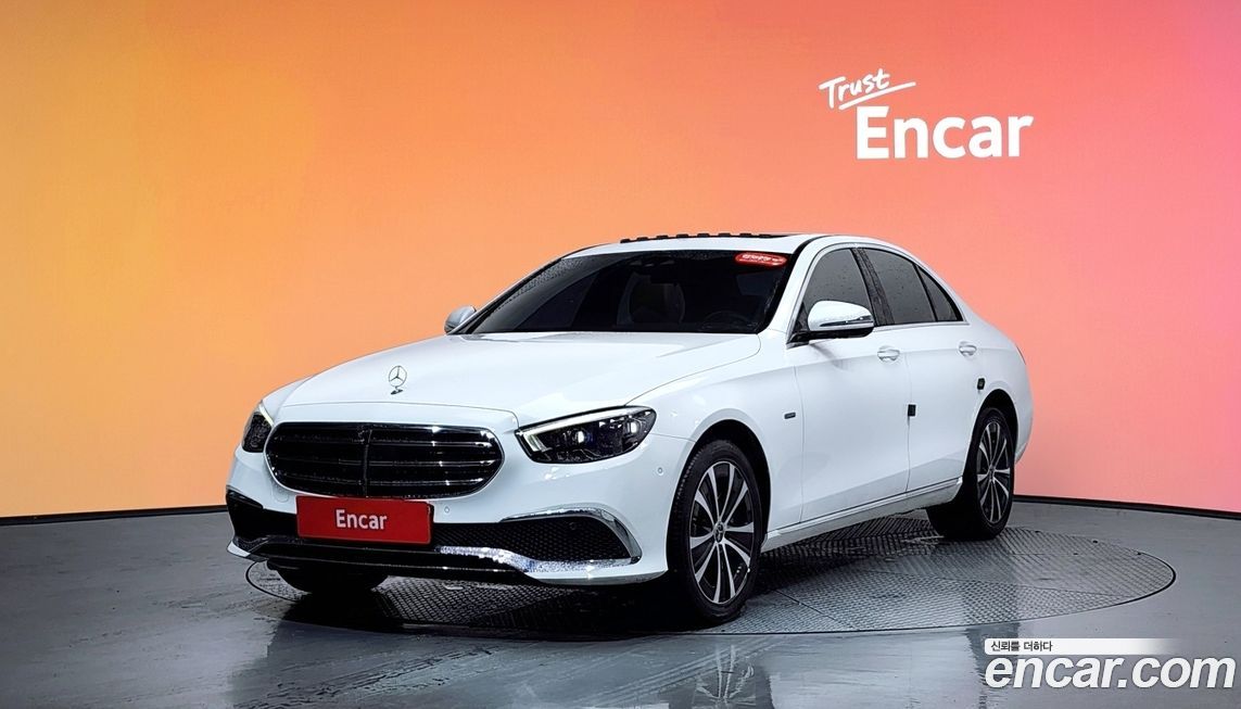 Mercedes-Benz E-Class 2021