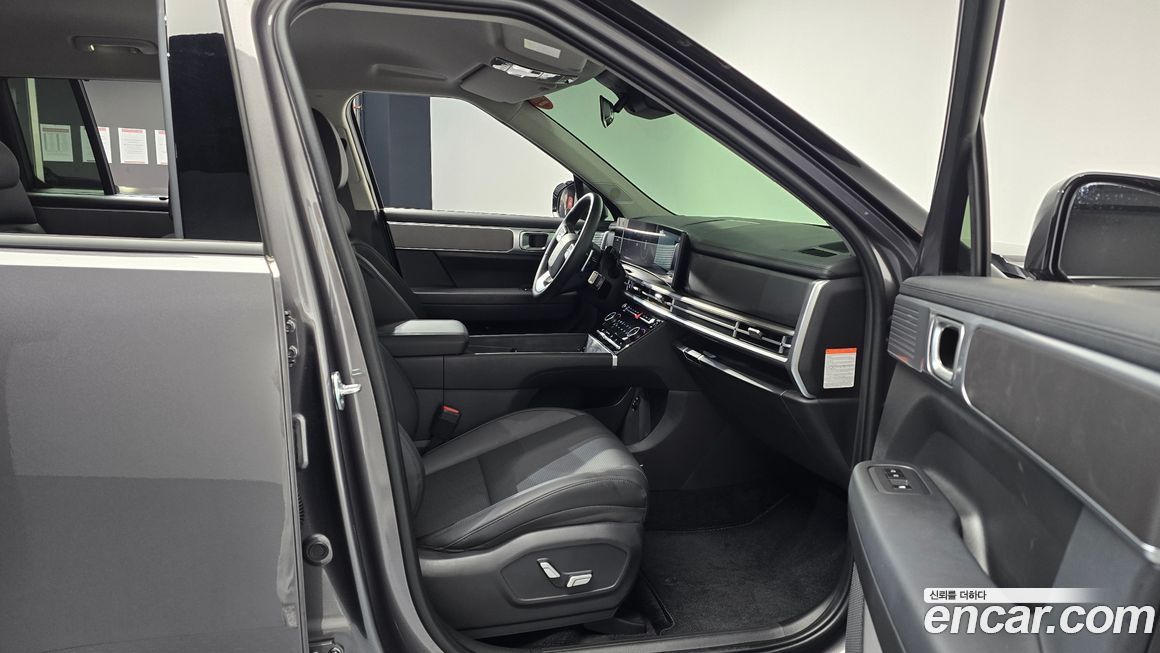 Hyundai Santafe 2025