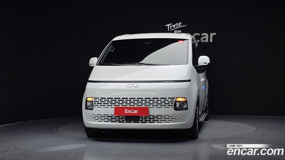 Hyundai Staria 2023