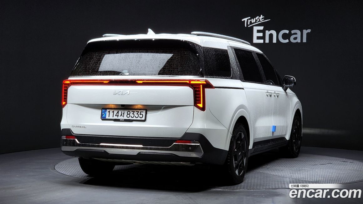Kia Canival 2025