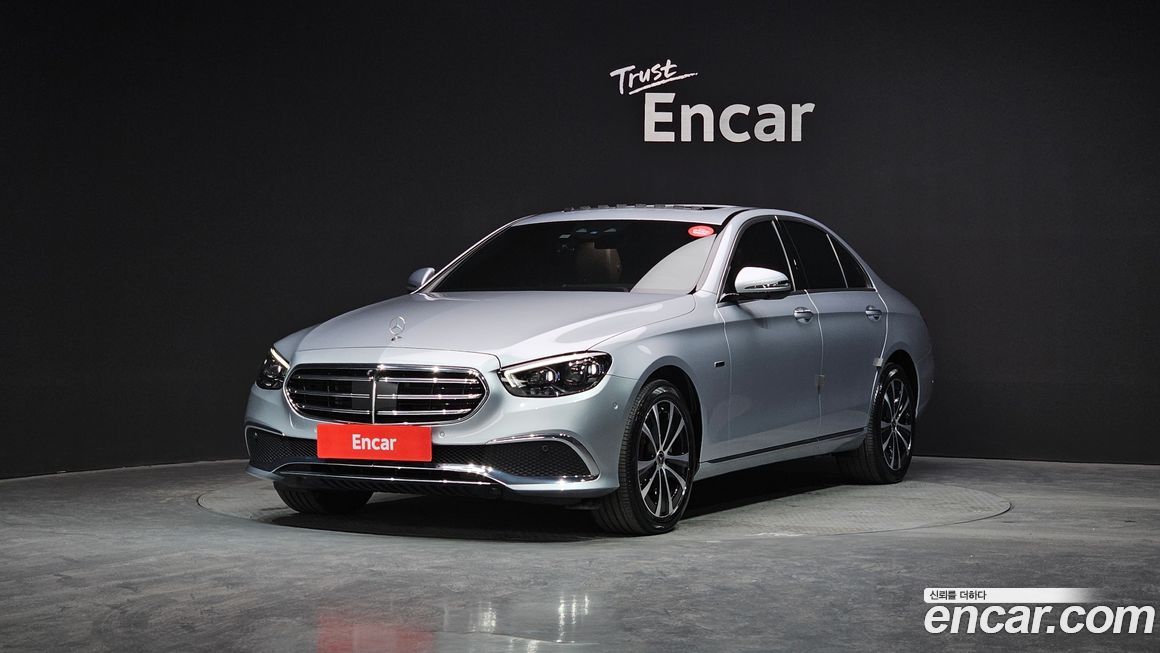 Mercedes-Benz E-Class 2021