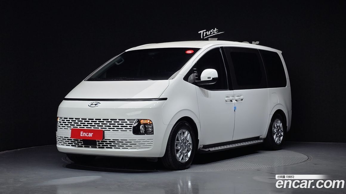 Hyundai Staria 2023