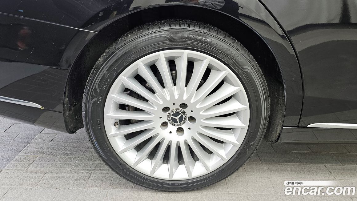 Mercedes-Benz S-Class 2019