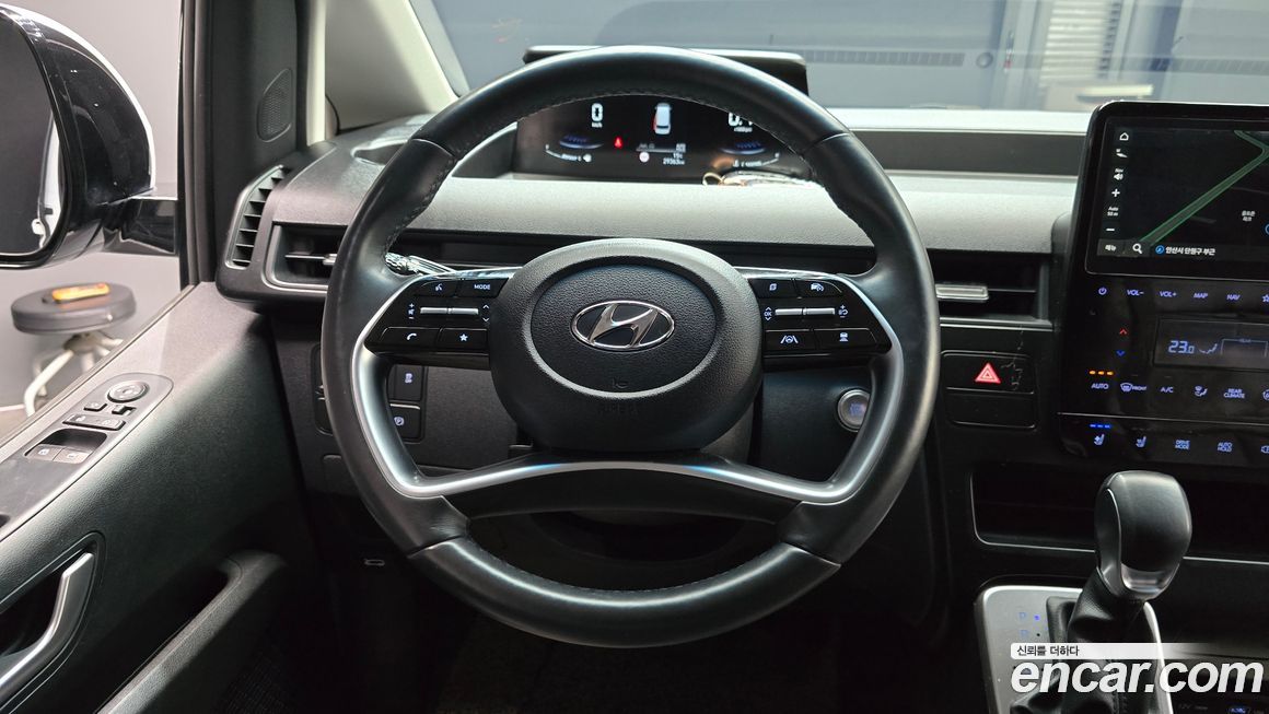 Hyundai Staria 2023