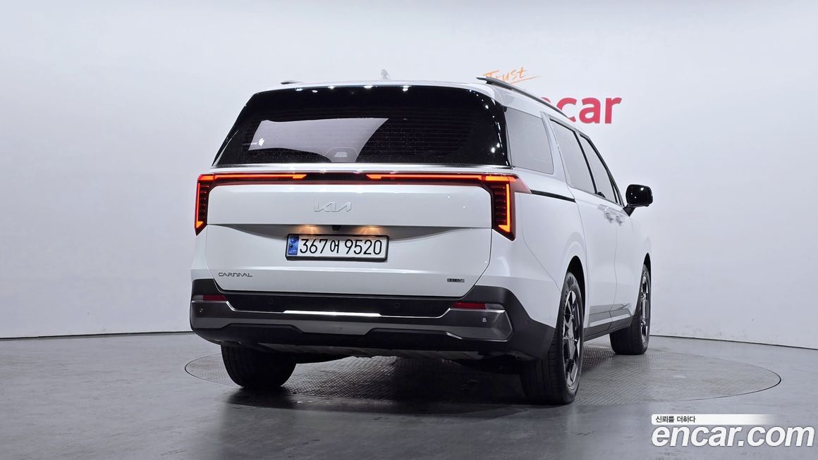 Kia Canival 2024