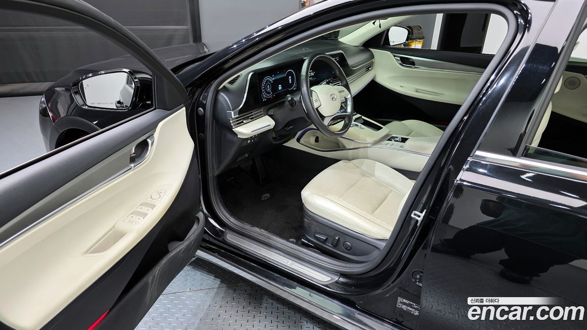 Hyundai Grandeur 2022