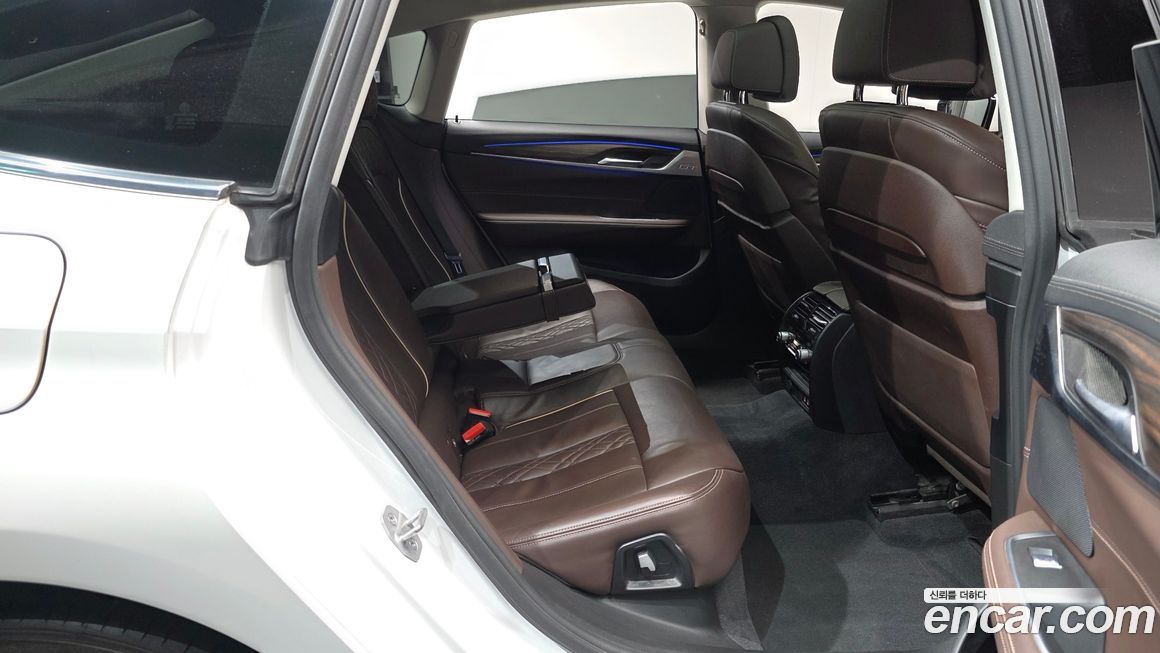 BMW Gran Turismo 2023