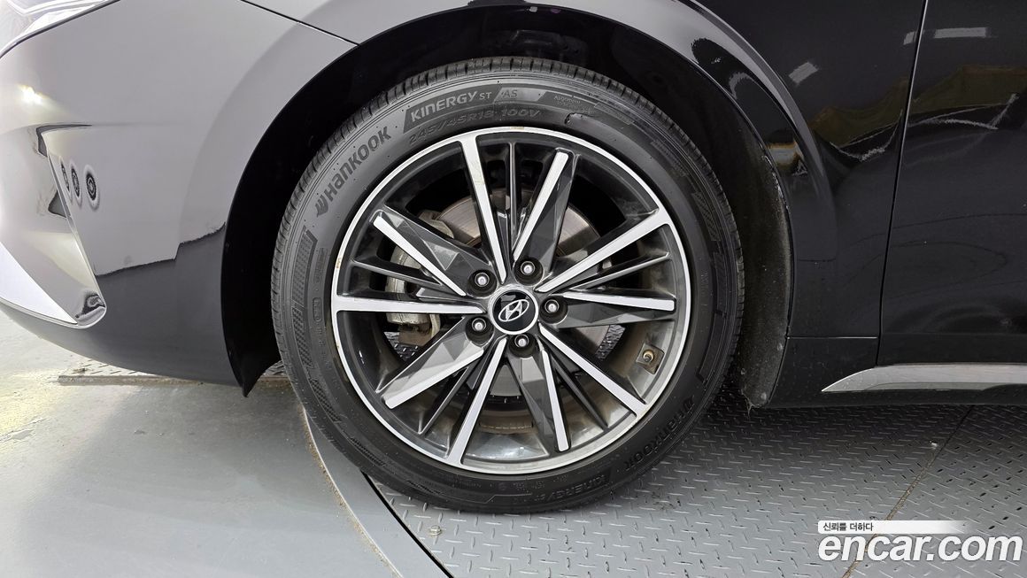 Hyundai Grandeur 2022