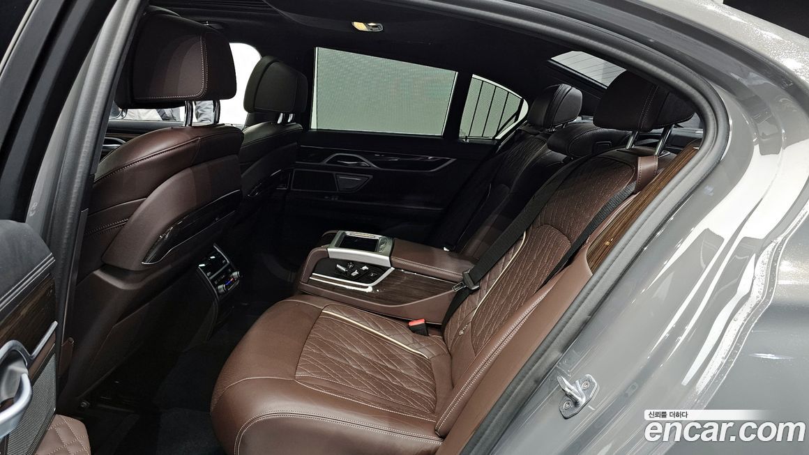 BMW 7-Series 2020