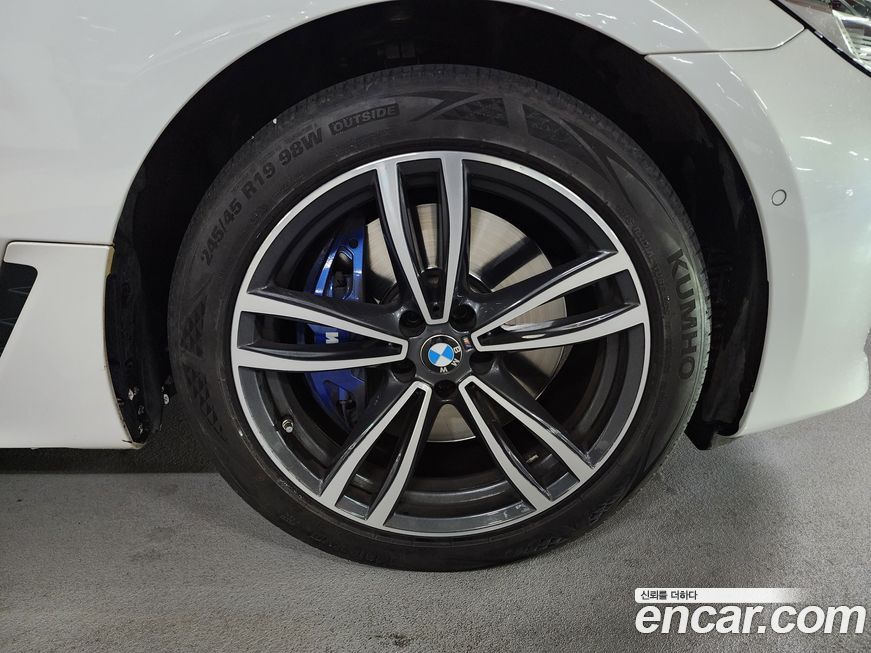 BMW Gran Turismo 2022