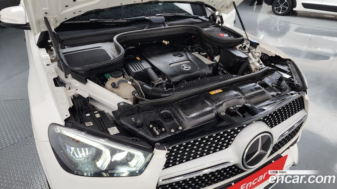 Mercedes-Benz GLE-Class 2021