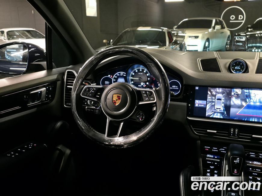 Porsche Cayenne 2021