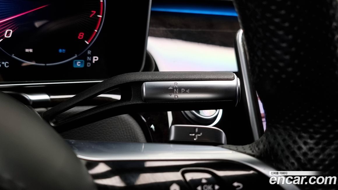 Mercedes-Benz S-Class 2021