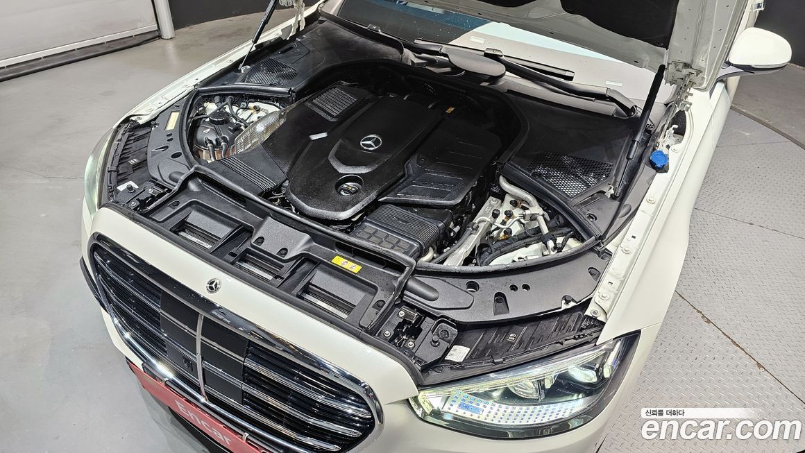 Mercedes-Benz S-Class 2022