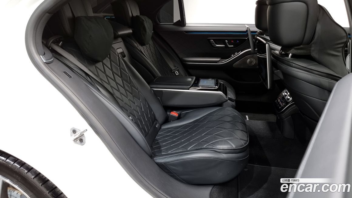 Mercedes-Benz S-Class 2021