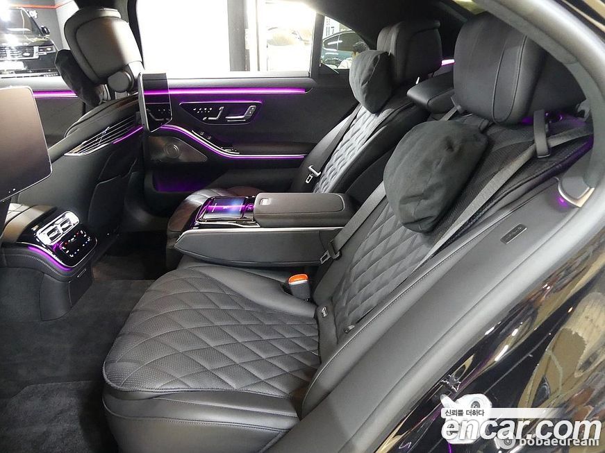 Mercedes-Benz S-Class 2023