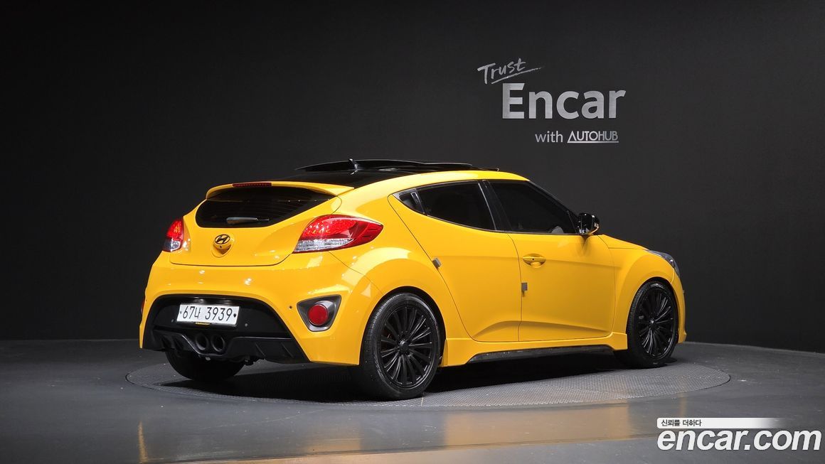 Hyundai Veloster 2015