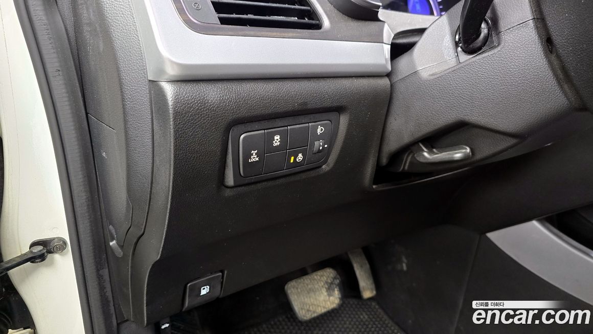 KG_Mobility_Ssangyong KORANDO 2015